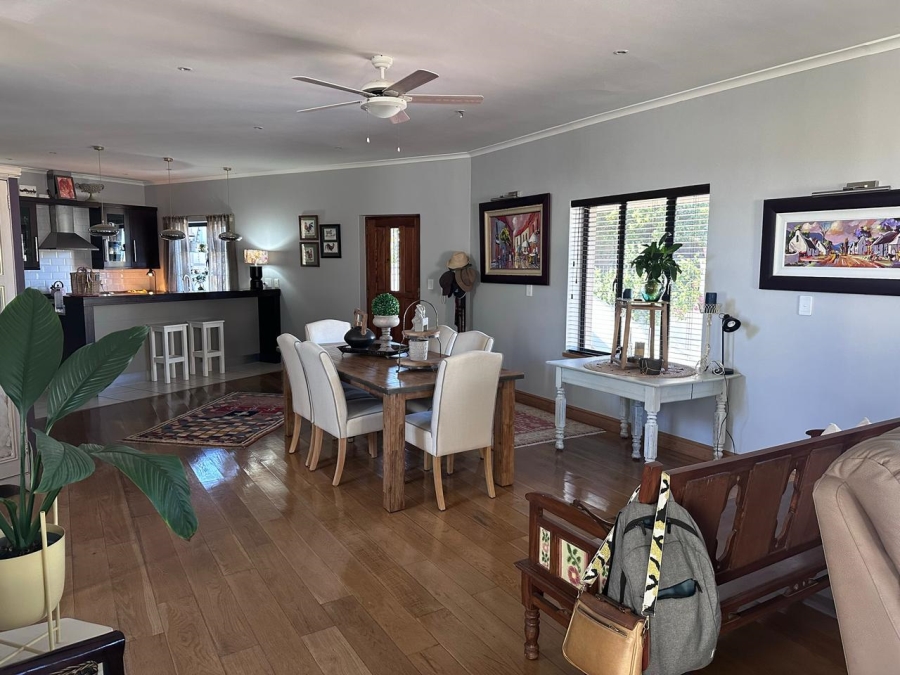 To Let 5 Bedroom Property for Rent in Rome Glen Western Cape